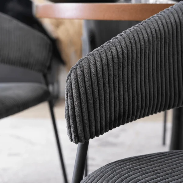 Scaun TINKA din catifea neagră