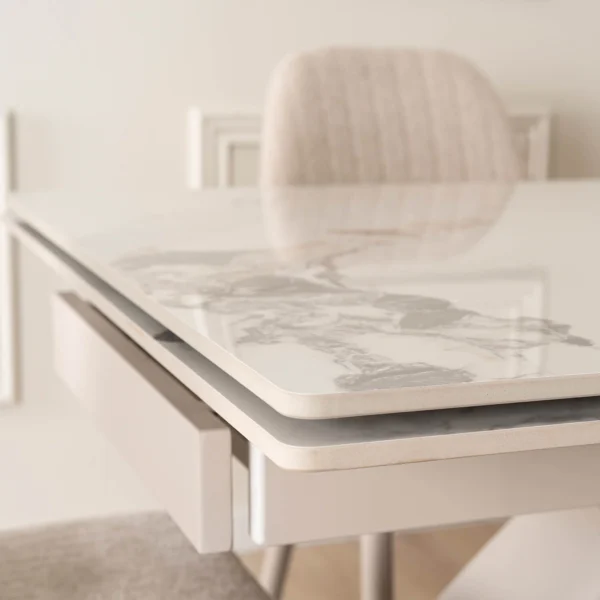 LUIGI 160-240 cm Set masă albă din marmură/cașmir și 4 scaune TORINO crem — MOBILA